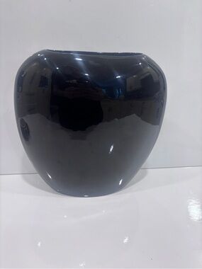 Glossy Black Ceramic Vase - Home Accents